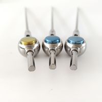 Instrument chirurgical vétérinaire portatif réglable en titane pour la pose d'osselets inversés, destiné aux chiens