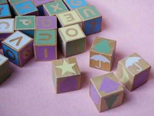 Khối Xếp Hình <span class=keywords><strong>ABC</strong></span> Bằng Gỗ Bộ Khối Chữ Cái Bảng Chữ Cái Khối Xếp Hình Tuổi Trẻ Bằng Gỗ Cho Bé Hiển Thị Tuổi - Product Image 5