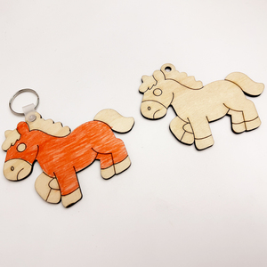 Cadeaux de Nouvel An et de Remise de Diplôme Créatifs : Étiquettes de Bagage Tendance et Porte-clés en Bois Contreplaqué Vierge Pomy - Product Image 1