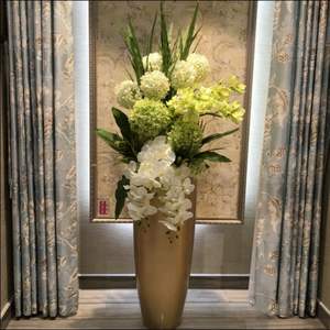 Pots de fleurs extérieurs en fibre de verre design moderne balle <span class=keywords><strong>haut</strong></span> étage grand cercle <span class=keywords><strong>d</strong></span>écor extérieur urbain ou <span class=keywords><strong>intérieur</strong></span> <span class=keywords><strong>pour</strong></span> centre commercial - Product Image 1