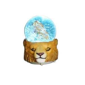Ornement de boule à neige en résine sur le thème des sports majestueux, motif animalier peint à la main avec lumière LED, musique et neige qui tombe - Product Image 1
