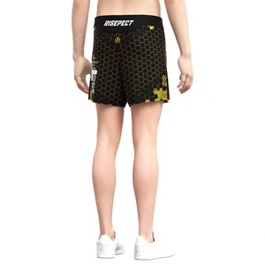 Shorts de MMA noirs dorés à coutures renforcées, séchage rapide, durables, avec fentes latérales, idéaux pour le BJJ sans équipement et le sparring - Product Image 6