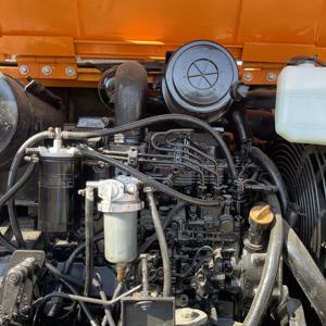 Excavatrice sur pneus Hyundai 6 tonnes avec godet de 0,25 m et moteur de 44,3 kW - Product Image 4