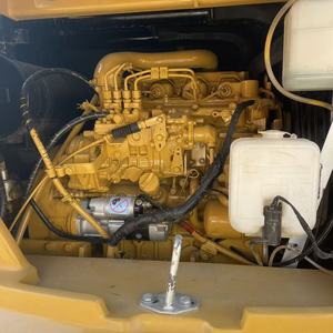 Excavatrice sur chenilles Caterpillar 307 d'occasion, mini-pelle de 7 tonnes, machine Cat d'origine, faible nombre d'heures de fonctionnement - Product Image 6