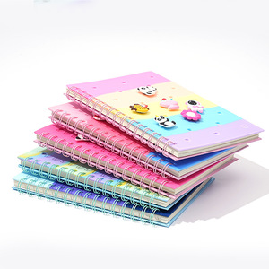 Diario a spirale con ornamenti a cartone animato, copertina cava sfumata multicolore, accessori rimovibili per documentazione - Ingrosso a basso costo - Product Image 3
