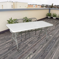 Table pliante moderne blanche en plastique HDPE mobilier d'extérieur rectangulaire portable pour restaurants hôtels cuisines banquets gymnases