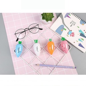Vente en gros de <span class=keywords><strong>taille</strong></span>-<span class=keywords><strong>crayon</strong></span> créatif en forme de <span class=keywords><strong>carotte</strong></span> de couleur bonbon <span class=keywords><strong>taille</strong></span>-<span class=keywords><strong>crayon</strong></span> pour enfants mignons papeterie directement - Product Image 4