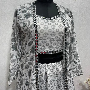 Rayon Kurta en coupe droite avec pantalon et Dupatta fournis par le fabricant et l'exportateur indiens au prix effectif - Product Image 1