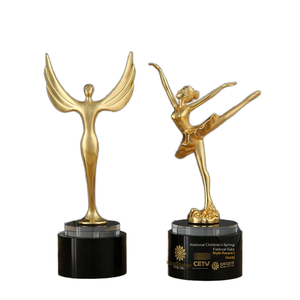 Trofeo de Aleación Fundida con Diseño Creativo de Pequeño Ángel Bailarín para Hombre, Venta al por Mayor de Fábrica, Souvenir Personalizado para Publicidad Empresarial - Product Image 1