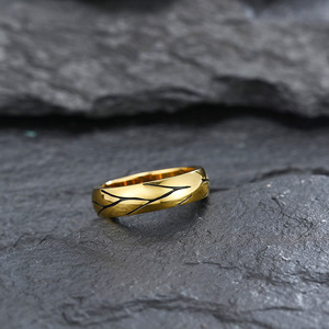 Anillo de Acero de Titanio para Hombre, Chapado en Oro, con Patrón de Planta, Texturizado, Joyería de Moda, Regalo - Product Image 3