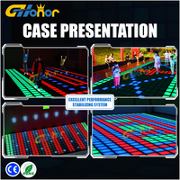 Parc de trampoline personnalisé Jeu de sol actif interactif intérieur avec grille de saut à LED pour enfants et adultes