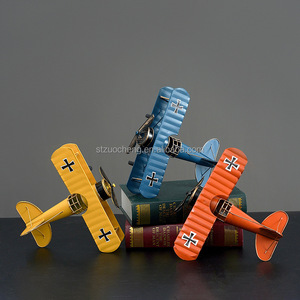 Modèle d'avion militaire en métal <span class=keywords><strong>de</strong></span> haute qualité, ornements, modèle d'avion Albatros <span class=keywords><strong>de</strong></span> <span class=keywords><strong>la</strong></span> Seconde <span class=keywords><strong>Guerre</strong></span> <span class=keywords><strong>mondiale</strong></span> - Product Image 1
