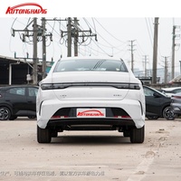 BYD Destroyer 05 Hybride Berline 4 Portes 5 Places Véhicule à Énergie Nouvelle avec ACC CarPlay E-CVT Traction Avant Design Compact 2025