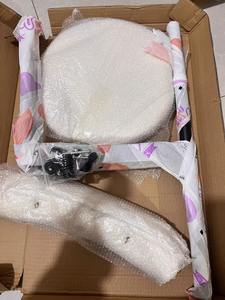 Bilido Silla moderna de tela de lana de cordero Silla de comedor tapizada redonda barata Sillón de salón Patas de metal negro desmontables - Product Image 6