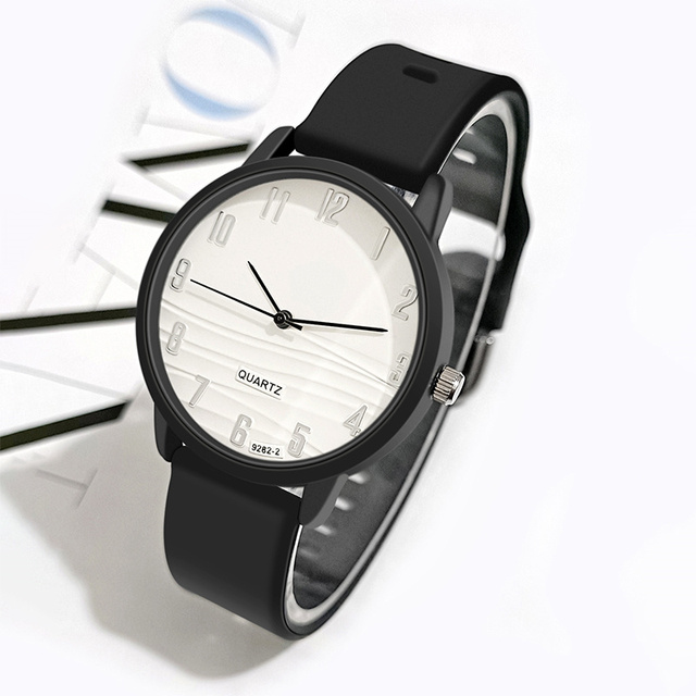 WJ-10881 2023 China Supplier Newest Many Colors Luxury Watches Women Rubber Quartz Silicone Strap Watches