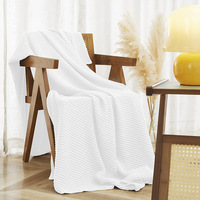 2024 fabricant de couverture conception personnalisée lit doux canapé literie bambou tricot jeter serviette Crochet couverture