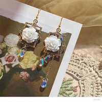 Zooying fait à la main alliage perle boucles d'oreilles Vintage peinture à l'huile Style Floral asymétrique goutte romantique Rose crème balancent Boho fée