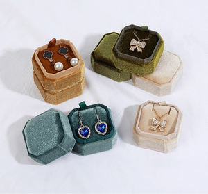 Elegante Caja de Joyería Rectangular/Cuadrada de Terciopelo Premium, Logotipo Personalizado, Color Personalizado, Pequeño Regalo de Boda, Anillo de San Valentín - Product Image 6