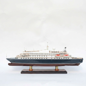 Modèle de yacht de croisière en bois SeaDream II fait main - Maquette de transatlantique de luxe pour la décoration de la maison ou du bureau - Product Image 1