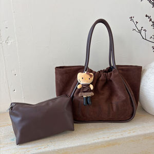 Sac à main en PU de luxe pour femmes avec logo personnalisé, grand sac de shopping décontracté tendance - Product Image 3