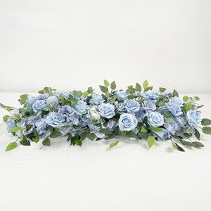 طاولة تزيين للزفاف بترتيب الزهور الزرقاء عالية الجودة - Product Image 1