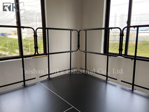 שלבים ניידים אירוע פנימי או חיצוני עם חצאית צעדים ורכבת משמר - Product Image 4