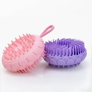 แปรงแชมพูซิลิโคน 2 in 1 รูปทรงดอกบัว แปรงสระผมแบบพกพา หวีสระผมแบบมือถือ แปรงนวดหนังศีรษะสองด้าน สำหรับดูแลเส้นผม - Product Image 2