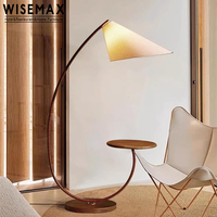 WISEMAX Lampe de sol en bois de style Wabisabi avec revêtement en tissu et lumière LED pour décoration intérieure de canapés d'hôtel et de cafés Lampadaire d'angle