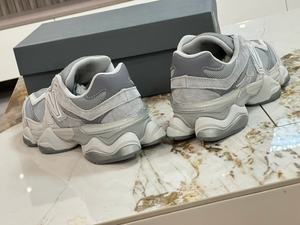 Zapatos Deportivos para Hombre de Diseño Moderno 9060 de Alta Calidad, con Suela Gruesa, Transpirables y Cómodos para Caminar al Aire Libre - Product Image 3