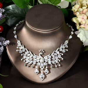 أزياء هيبريدي شكل الطاووس AAA مكعب الزركون أربعة ألوان مجموعة أقراط كريستال للنساء مجوهرات العروس هدية قلادة - Product Image 4