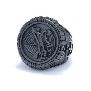 แหวนทางศาสนาของเทวทูตไมเคิลสำหรับผู้ชายแหวนแฟชั่นสายสแตนเลสขัดเงาสีดำ - Product Image 5