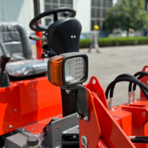 रोंगगोंग RG-EV04 मिनी इलेक्ट्रिक फ्रंट लोडर बहुउद्देशीय व्हील लोडर इंजन फार्म निर्माण उद्यान 60 वी 8 किलोवाट 0.22 मीटर बकेट - Product Image 4