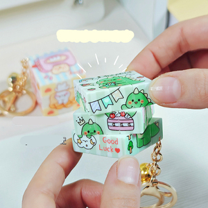 Tùy Chỉnh Ma Thuật Cube Keychain Phim Hoạt Hình Sáng Tạo Căng Thẳng Cứu Trợ Quà Tặng Ba Lô Mặt Dây Chuyền Keychain Trang Trí - Product Image 4