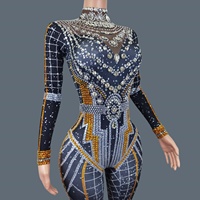 Combinaison moulante chic et sexy à manches longues ornée de strass, idéale pour les spectacles de danse en club et sur scène, en spandex