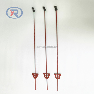 Poste Metálico de Acero para Cercas con Aislador de Plástico Integrado, Multifuncional y de Alta Resistencia para Proyectos de Cercas Eléctricas Agrícolas - Product Image 1
