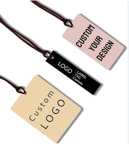 Hot bán tùy chỉnh tái chế <span class=keywords><strong>RFID</strong></span> nhãn <span class=keywords><strong>tag</strong></span> dập nổi <span class=keywords><strong>tag</strong></span> đặc biệt tông Quà Tặng tên thương hiệu hangtags cho quần áo logo riêng thẻ - Product Image 1