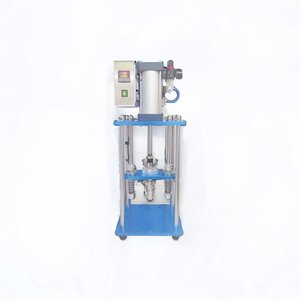 bibo 2026 Nouvelle machine de moulage par injection de bureau mini personnalisable pour produits de 20 à 100 g - Product Image 1