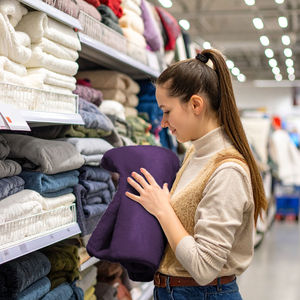 Manta de franela | Certificado seguro y ético | Suministro a granel para minoristas de moda - Product Image 4