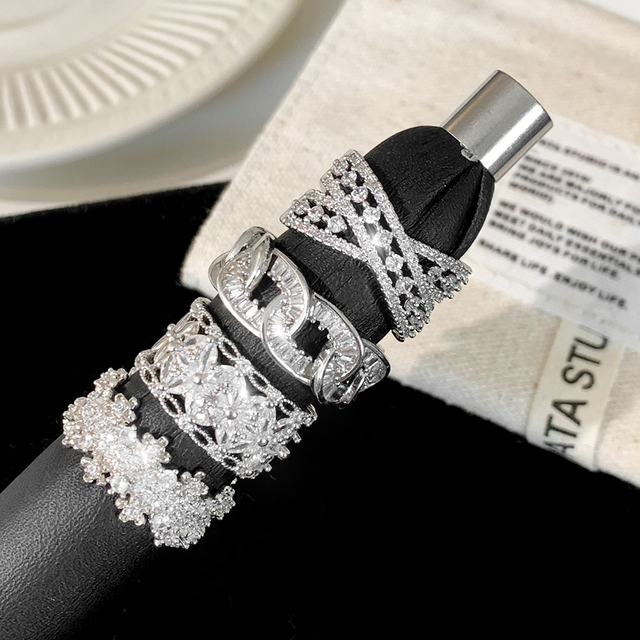 Vershal 4pcs Luxury Silver Plated Copper Ring Set Cubic Zirconia Flower Stackable Rings for Women Wedding Party Jewelry
