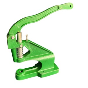 Presse manuelle pour œillets et trous d'aération, 4,35 kg, version standard, pour vêtements, meubles, rideaux - Product Image 2