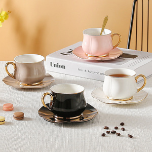 Service de tasses en céramique de style européen, luxe léger, avec poignée dorée, haute valeur, pour café, thé de l'après-midi, thé aux fleurs, expresso, vaisselle de dîner - Product Image 1