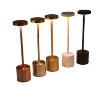 Lampe de table moderne vintage européenne, petite, avec douille E27, lumière d'ambiance pour chambre, café, boutique, lampe de table directe d'usine