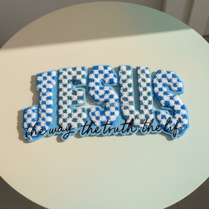 Parche Termoadhesivo Grande Personalizado <span class=keywords><strong>de</strong></span> Chenilla con Letras <span class=keywords><strong>de</strong></span> Jesús Bordadas, Azul y Blanco, para Sudaderas y Chaquetas <span class=keywords><strong>de</strong></span> Streetwear - Product Image 1
