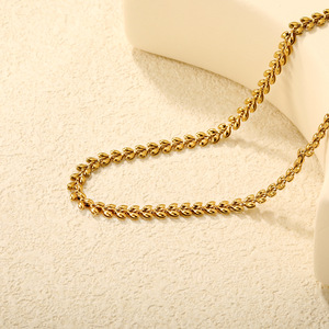 Collar de Moda con Cadenas de Acero Inoxidable 18k, Diseño de Corazón y Espiga Geométrica, Joyería para Uso Diario y Regalo - Product Image 2