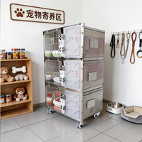 Cage pour chat de luxe à trois niveaux en acier inoxydable avec cloisons et roulettes pour les animaleries et les particuliers