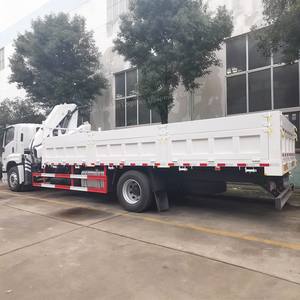 รถบรรทุกอีซูซุ 4*2 แบบพื้นเรียบพร้อมเครนพับได้ รถบรรทุกติดเครนแบบพับเก็บได้ - Product Image 4