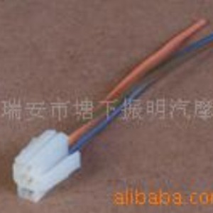 Conector Automotriz Olt de 3 Pines, Plástico Blanco, Enchufe Universal para Cableado de Automóvil, Modelo Olt - Product Image 3