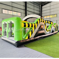 Course d'obstacles gonflable Château de saut d'obstacles Coruse Course d'obstacles gonflable commerciale verte Course d'obstacles gonflable pleine d'entrain