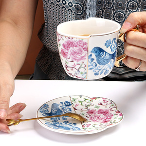 <b>Large</b> Capacity English Red Teacup Saucer Set Special Blue White Ceramic Coffee <b>Cup</b> Spatula French Afternoon Style Dinnerware - Product Image 3