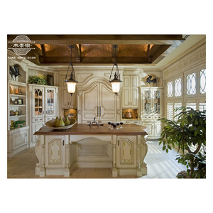 Volledig op maat gemaakte meubels, fabrikant van massief houten binnenkasten met scharnieren, traditionele Europese keukenkasten met kookeiland - Product Image 2